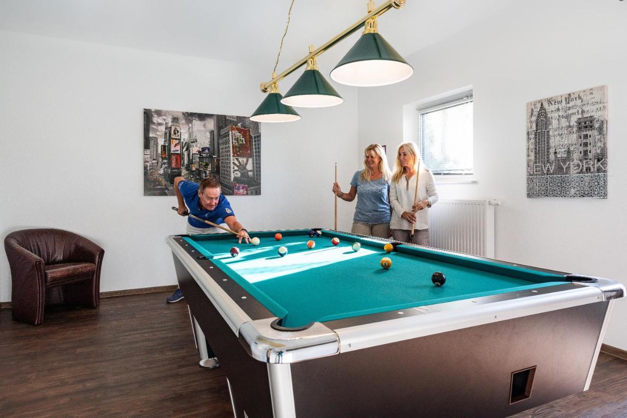 Appartement "Froschkoenig" - Oase Am Haff Garz  Екстериор снимка